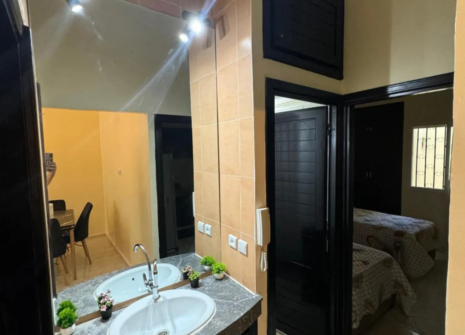 Downtown Fez Delight Apartment 0*, Fes Morocco